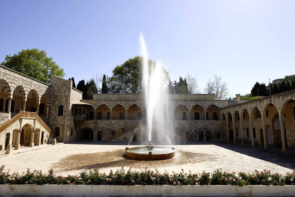 صور القصر